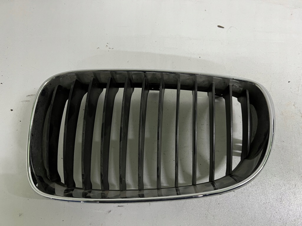 фото №1, Решітка радіатора решітка радіатора ліва bmw 1 e81 e88 lift 08-