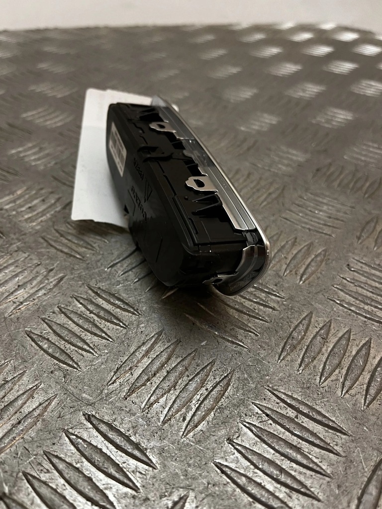 фото №7, Volvo xc90 2016 з задній лампа стельовий задня 31457644