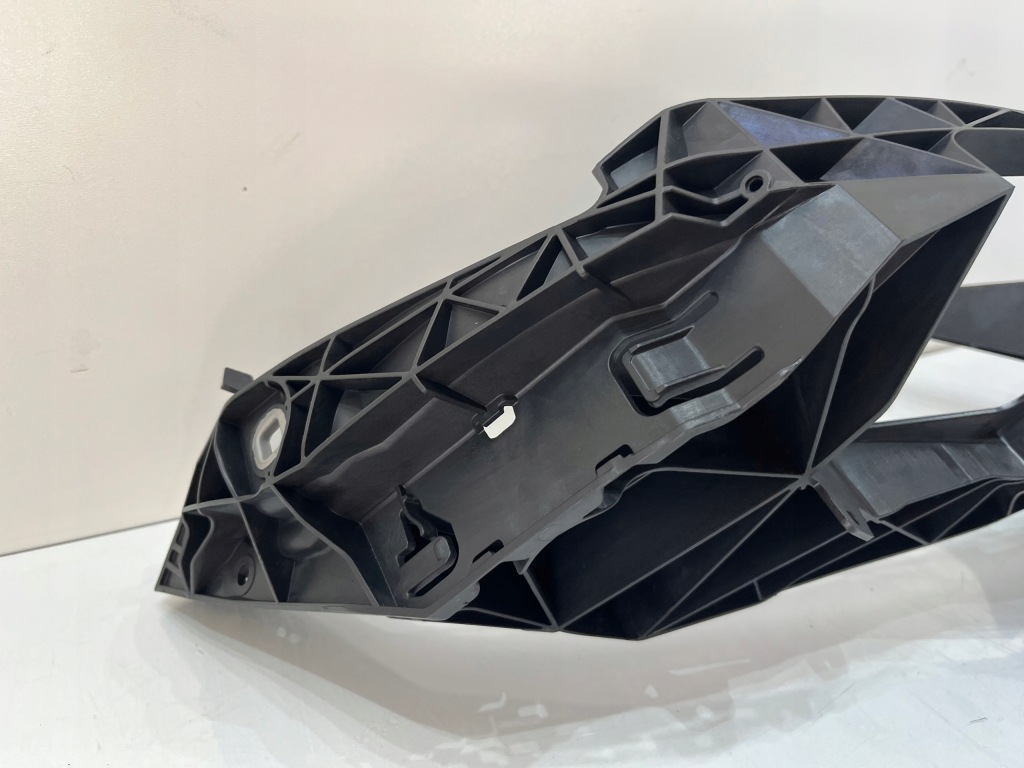 фото №7, Audi q4 e-tron 89a напрямна кронштейн pod фара передні праве 89a805326b nowe