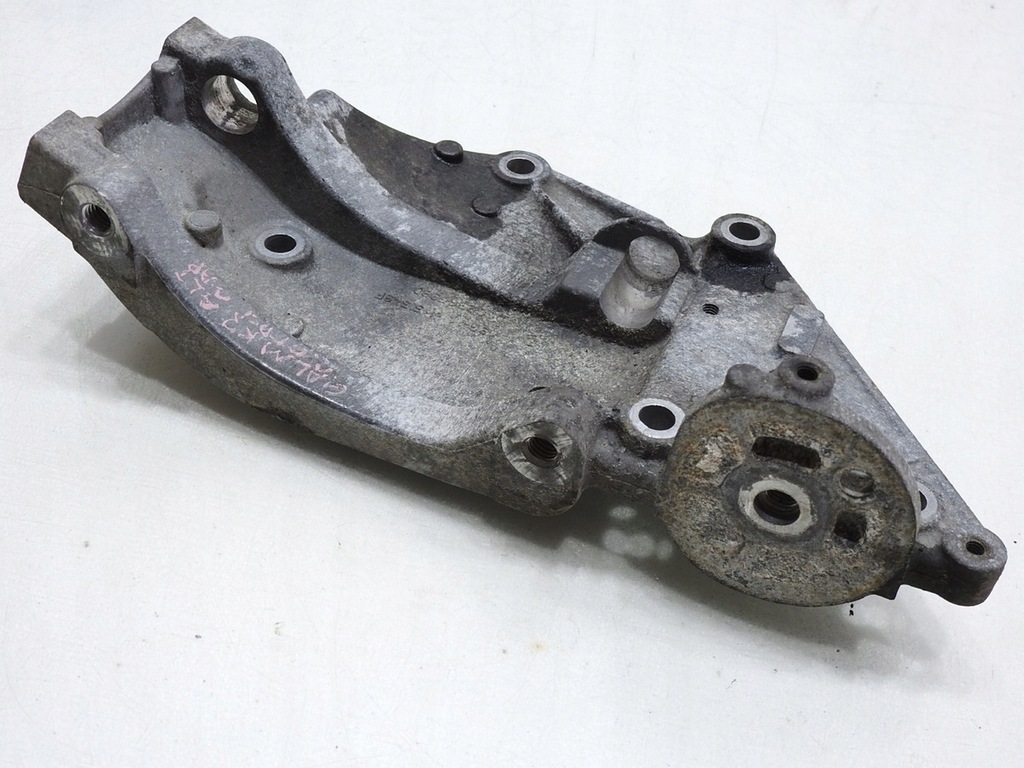 фото №2, Кронштейн генератора ford galaxy s-max 2.0 tdci