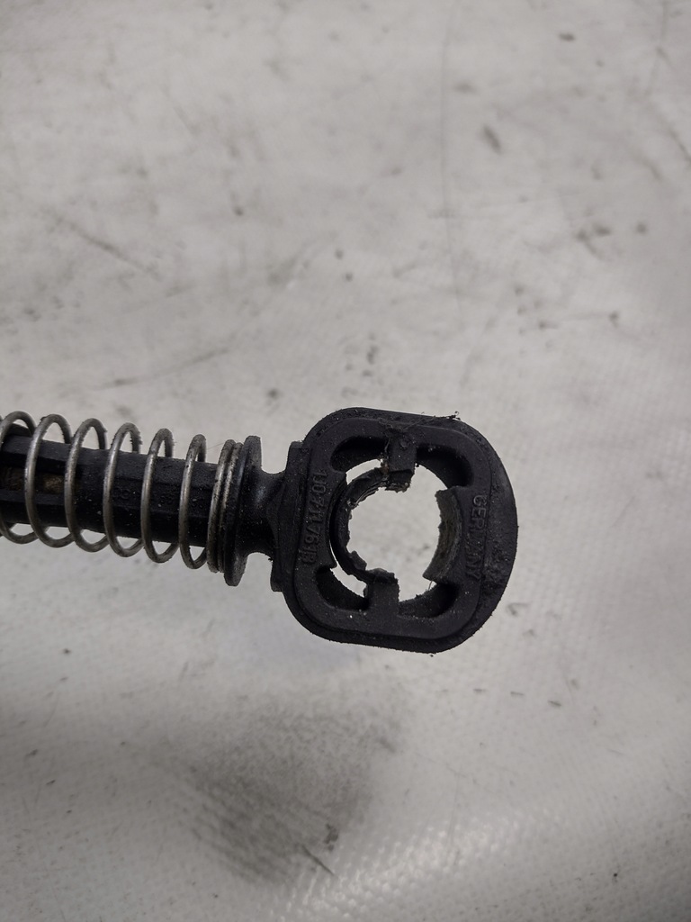 фото №12, Рычаг домкрат переключения передач оригинальный номер 1k0711091a volkswagen golf v 1.6b 06r.