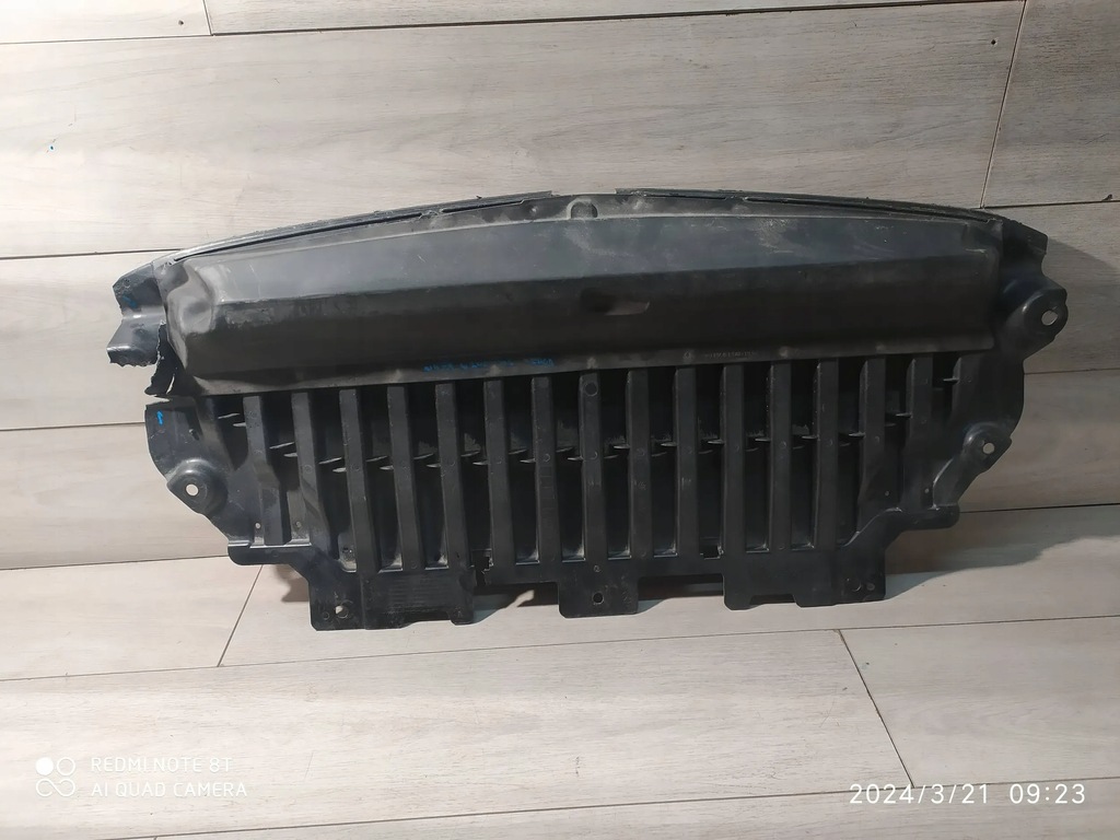 фото №8, Mercedes w206 amg плита захист бампер перед a2065205400