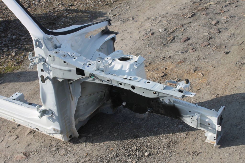 Четвертина права передня фартух поріг стійку  правий перед mazda cx-30 19- Ціна