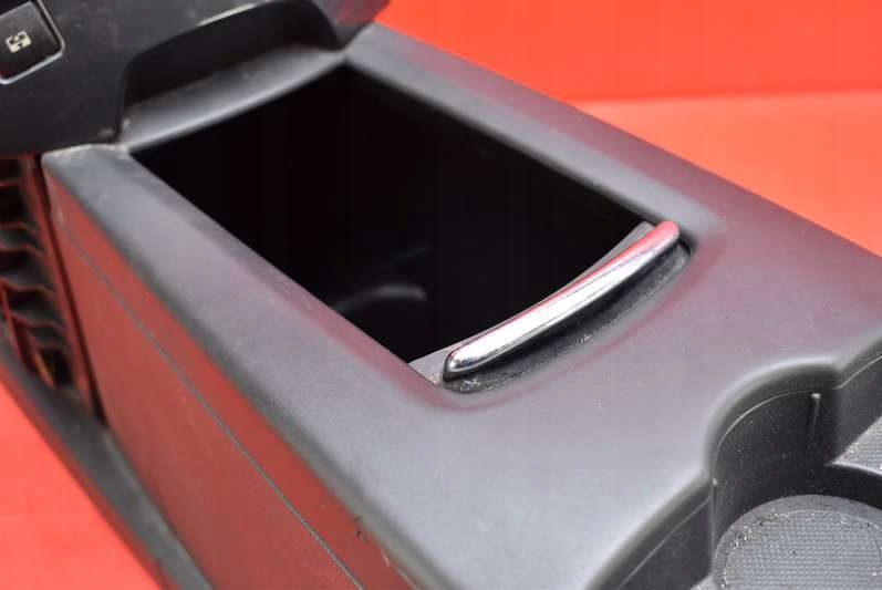 фото №8, Туннель средний подлокотник 9670593077 peugeot 5008 1 i 09-13