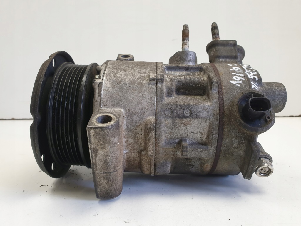 фото №3, Dodge caliber 2.4 16v компрессор кондиционера насос