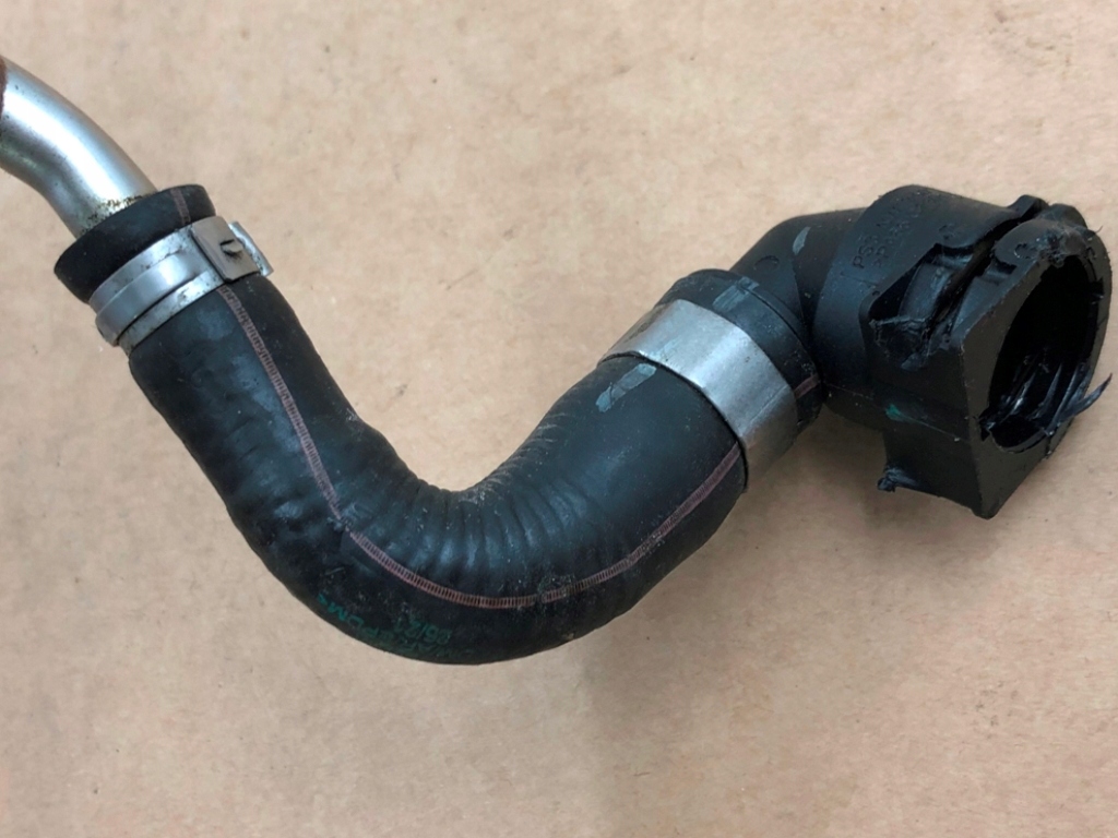 фото №8, Труба шланг охлаждение турбонагнетателя 8746394 bmw x3 x4 m2 m3 m4