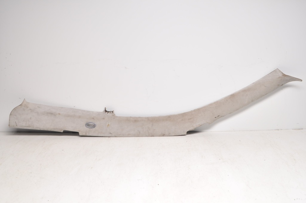 фото №1, Aston martin db11 защита пластик правая 2005r