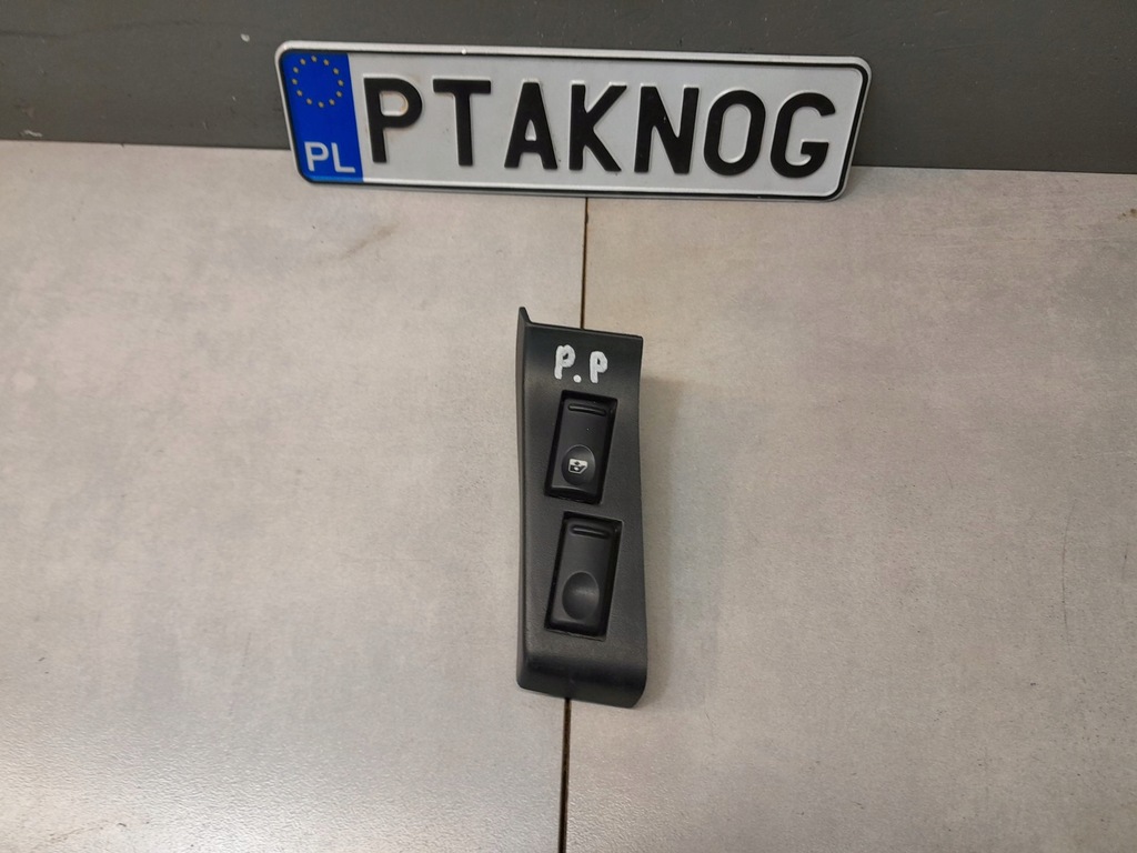 фото №2, Переключатель стекло правый перед master ii 7700351693