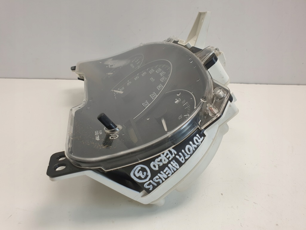 фото №6, Toyota avensis verso 2.0 vvti счетчик приборы euro