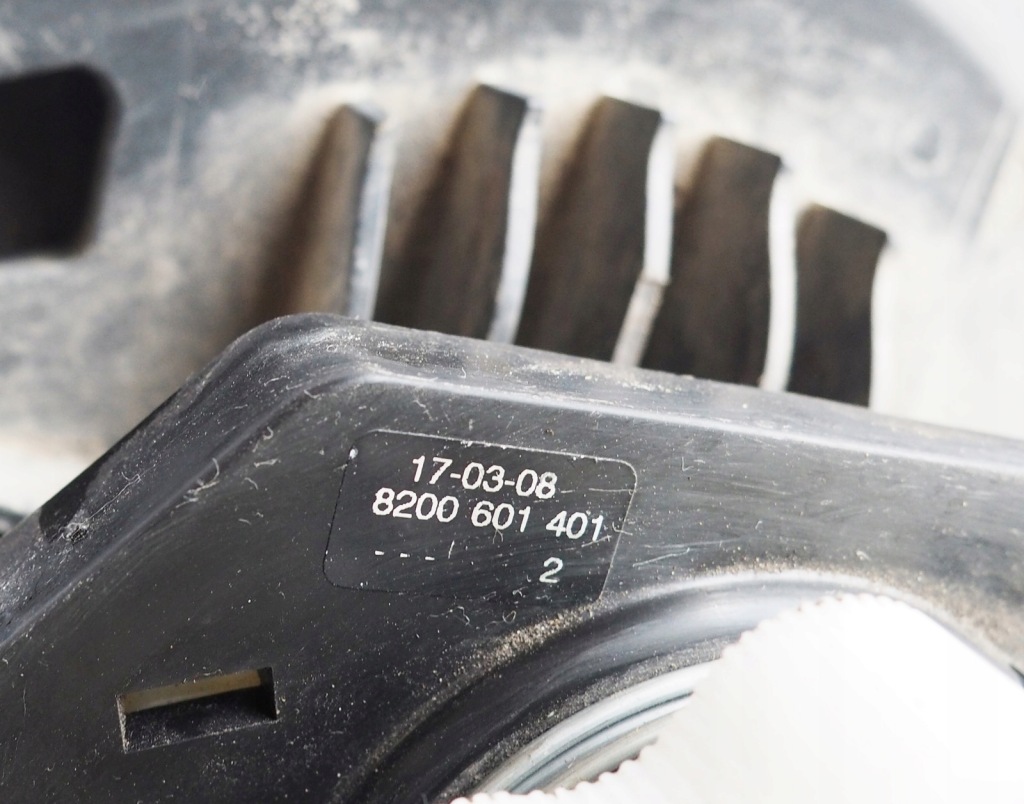 фото №5, Clio iii 3 кронштейн підйомник кронштейн колеса запасного 8200367262 8200367262-c