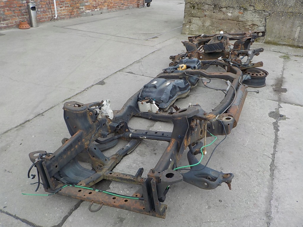 фото №8, Land rover discovery рама cała