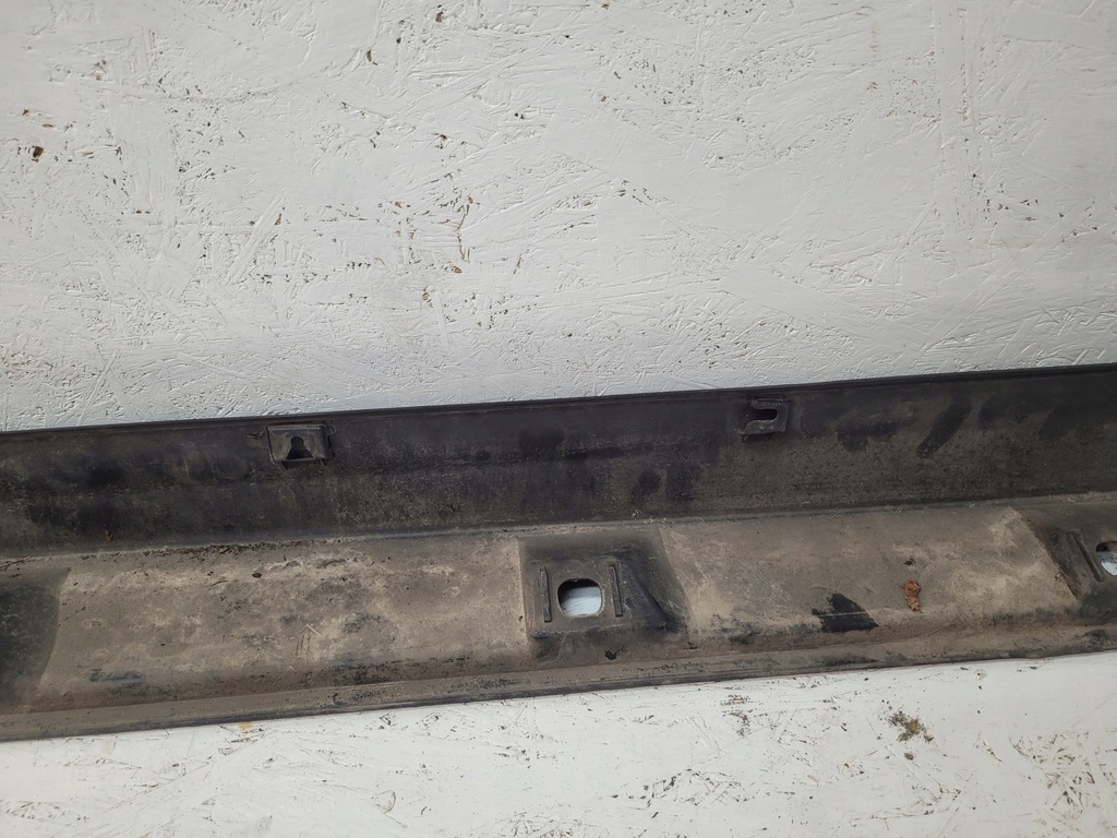 фото №13, Subaru xv 17- накладка поріг права 91112fl100