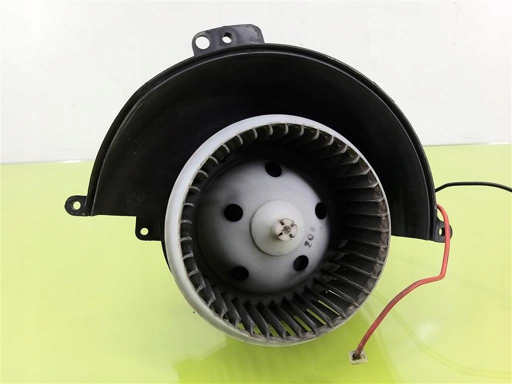 Купить Воздуходувка вентилятор opel astra iii h 2004-2013 r 881060997