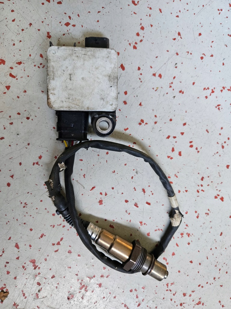 фото №1, Датчик лямбда-зонд nox vw crafter 03n906261f