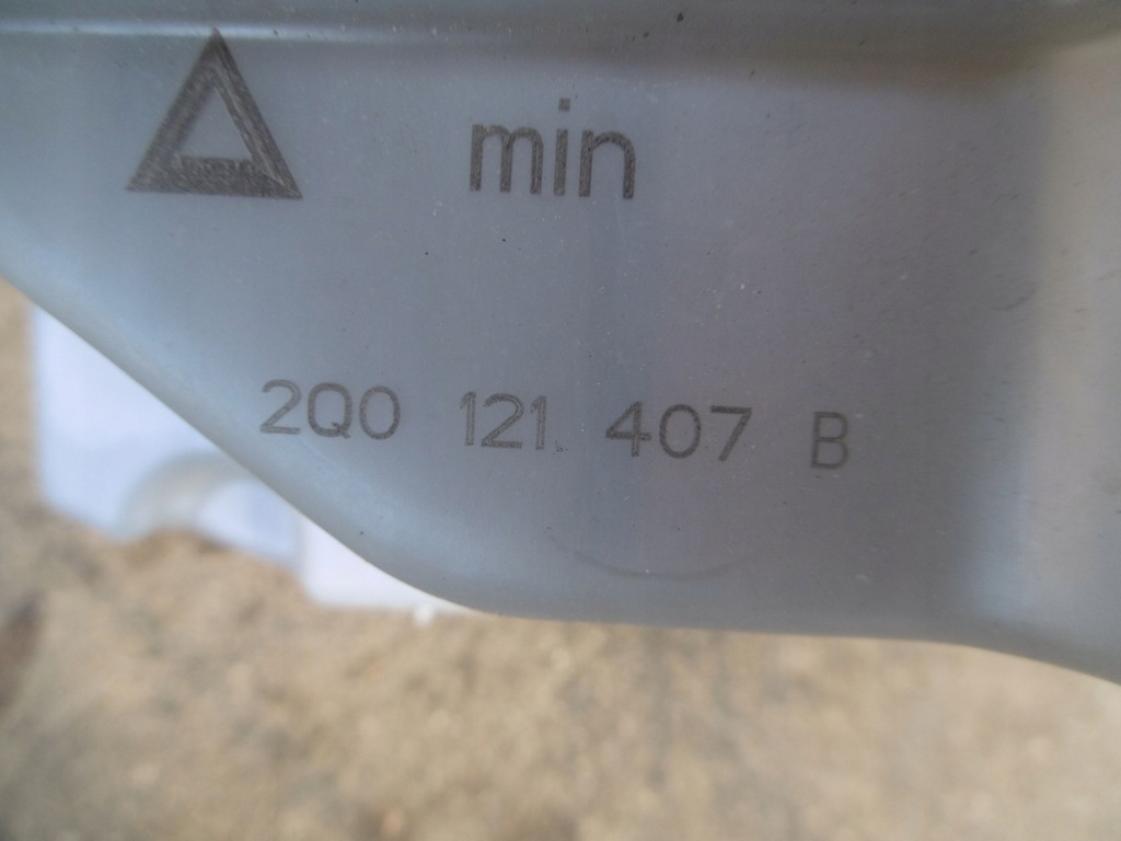 фото №7, Бачок расширительный 2q0121407b vw t-cross