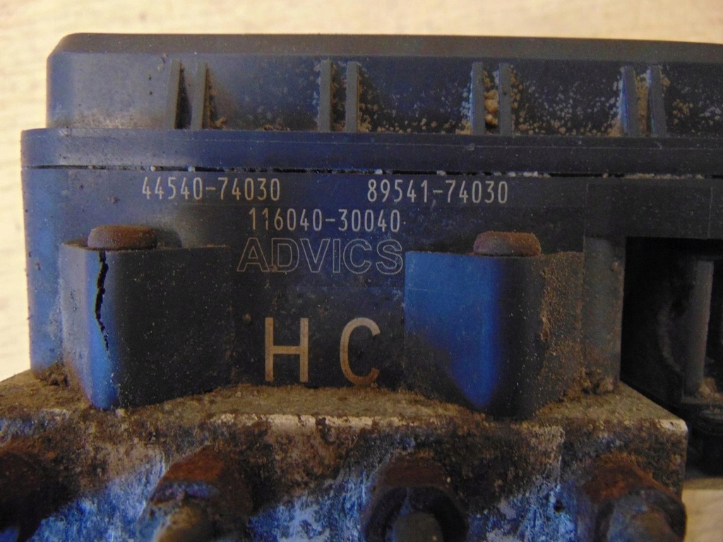 фото №9, Насос abs блок управления toyota iq 44540-74030