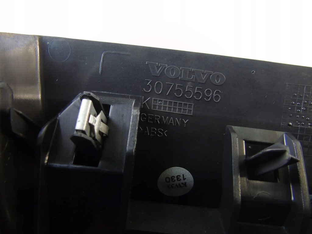 фото №10, Туннель средний подлокотник volvo v60 s60 ii 39819457