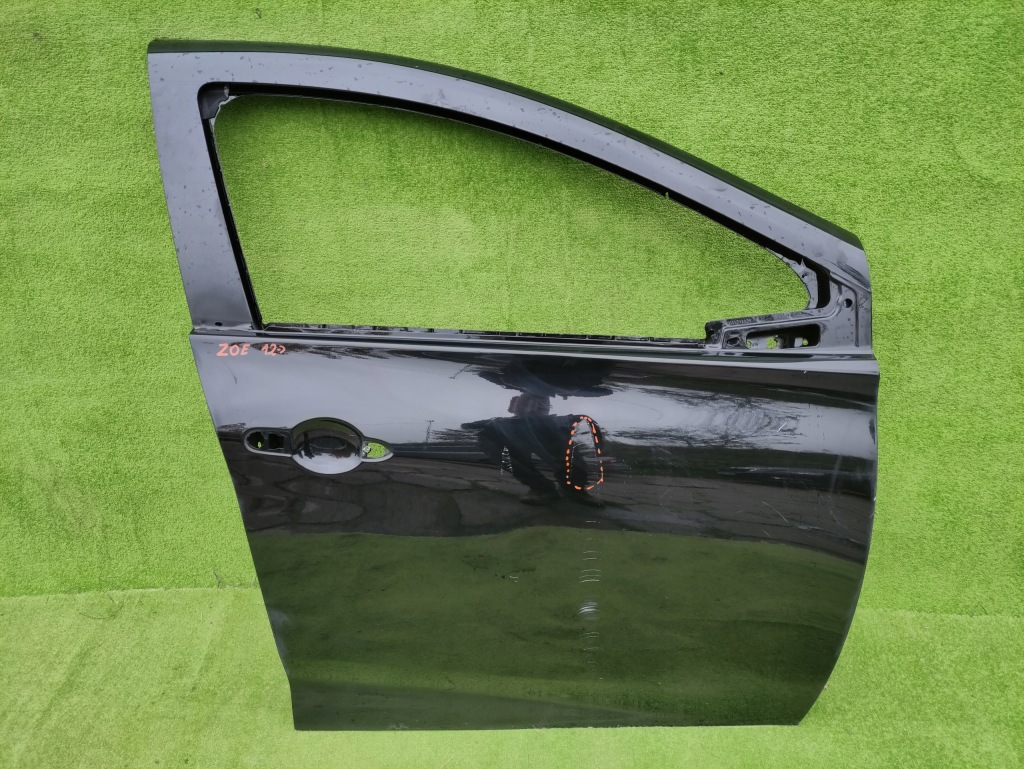 фото №1, Renault zoe 12- дверь правое передние перед