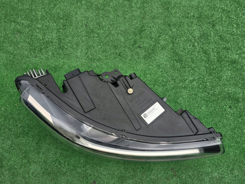 фото №3, Volvo xc40 full led лампа передняя