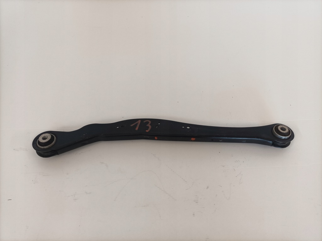 фото №1, Bmw f40 f44 u06 1.5d 116d x2 f39 важіль задня 7915358 6884693 6895885