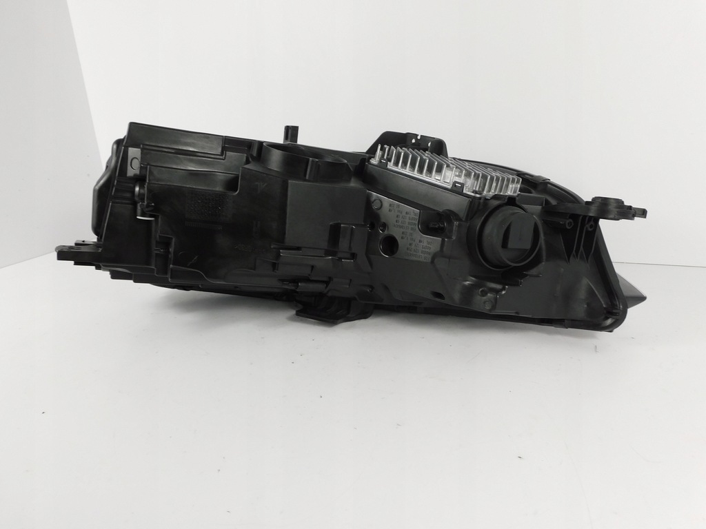 фото №9, Audi a4 b9 8w lift лампа права matrix 8w0941036h