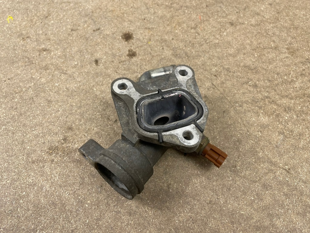 фото №6, Патрубок wody головки suzuki grand vitara ii 2.4 lift 08-14r датчик