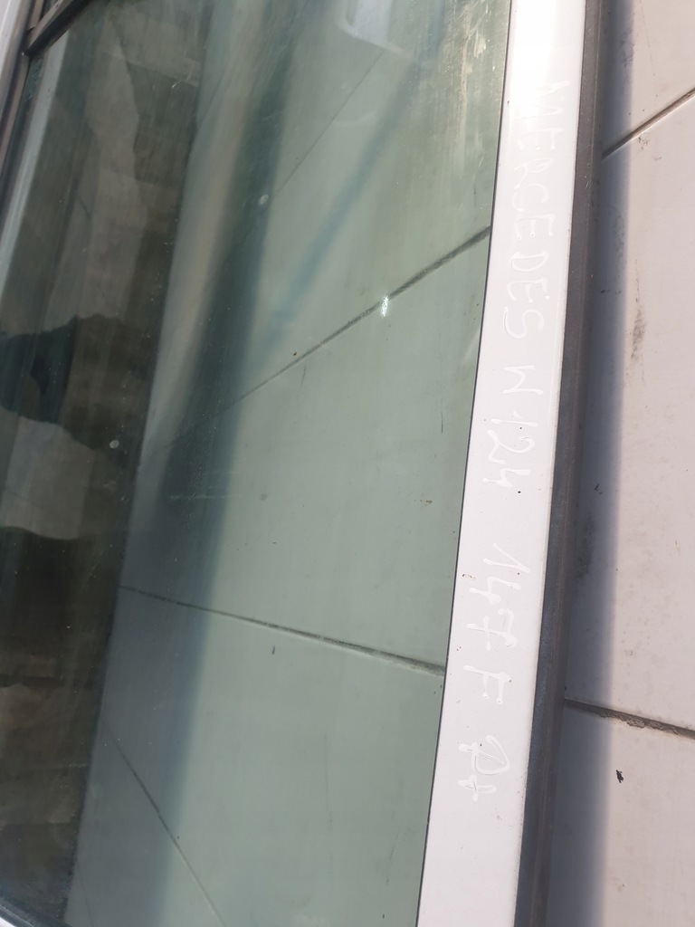 фото №11, Дверь задние правое mercedes w124 147f