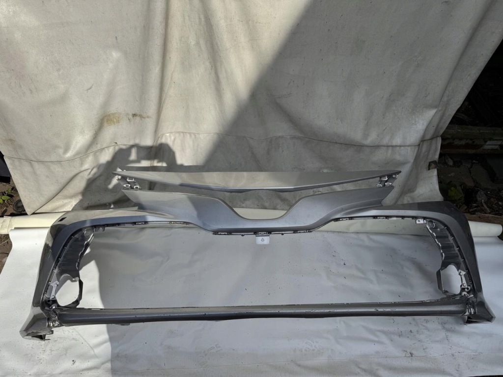 фото №1, Бампер перед toyota camry viii 17-