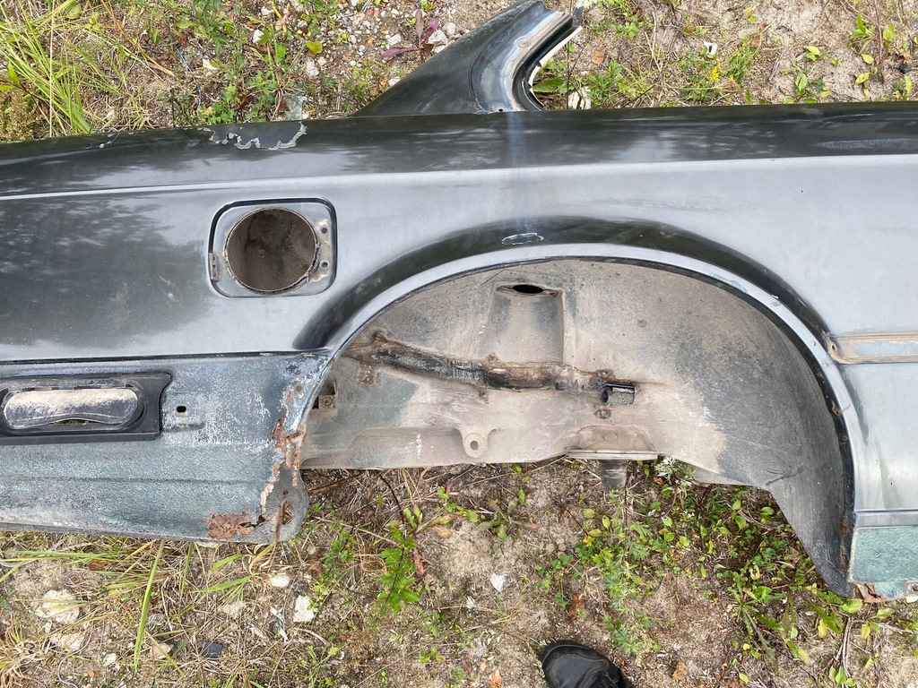 фото №9, Чверть задня права поріг bmw e30 coupe вузька лампа