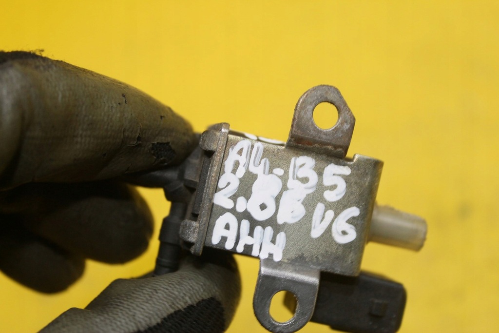 фото №7, Клапан датчик турбины a4 b5 2.8 v6 028906283m