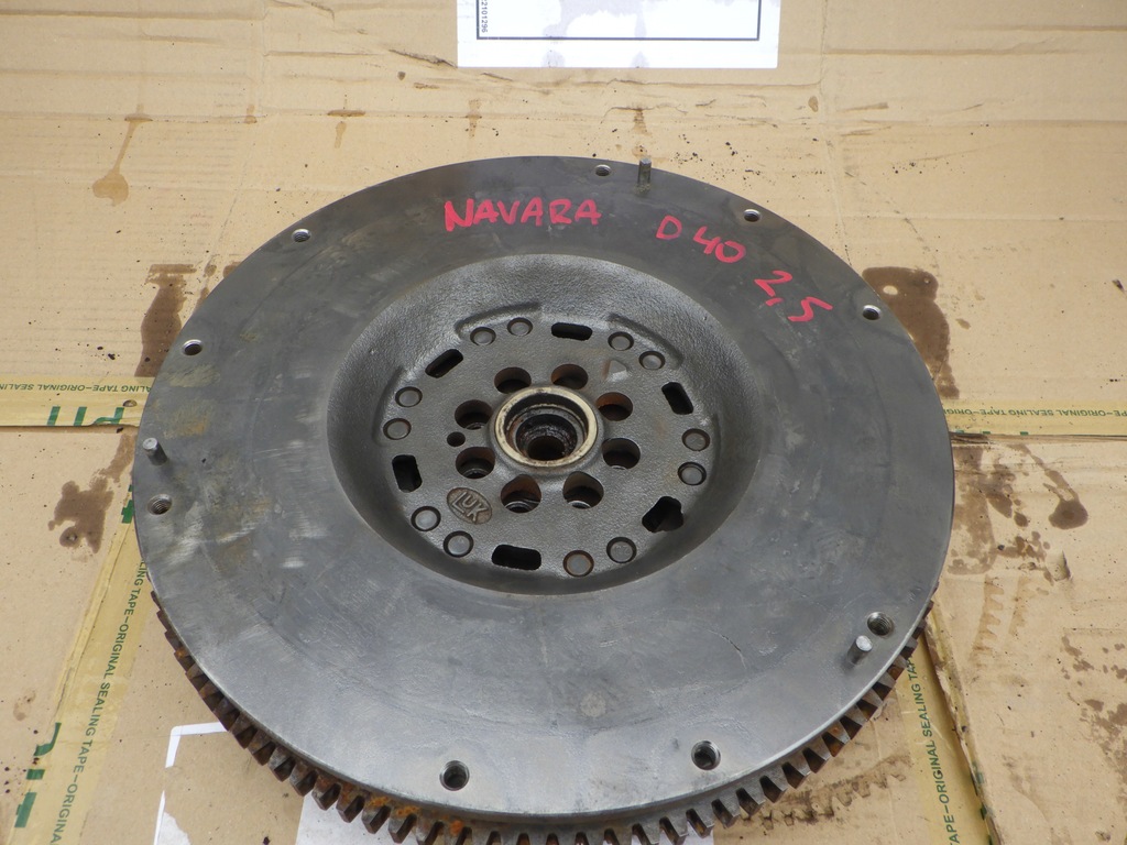 фото №1, Сцепление колесо двухмассовый двухмассовый маховик navara d40 lift 2.5 190km