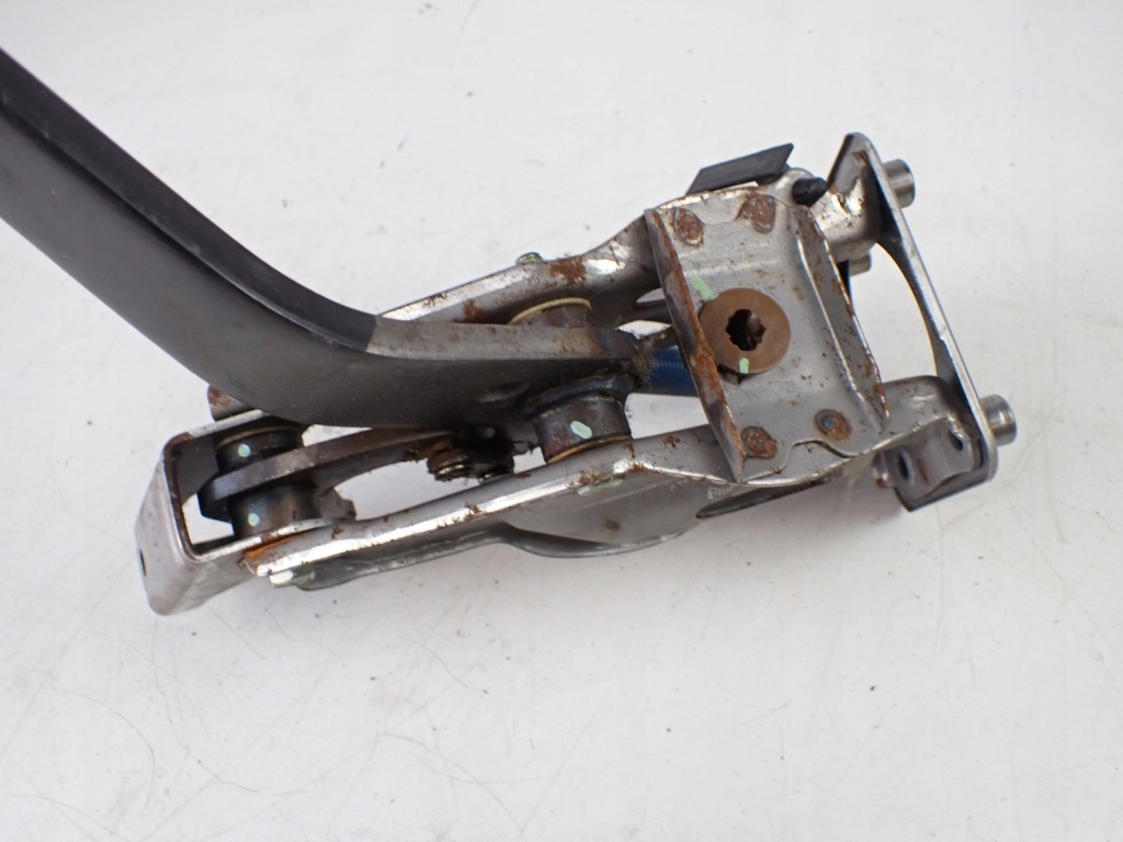 фото №6, Педаль тормоза land cruiser 120 3.0 d4d автоматическая коробка передач