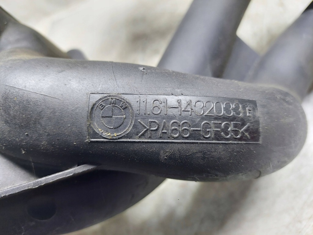 Колектор впускний  bmw 3 e46 1.8 b 11.61-1432033 Зі Шроту
