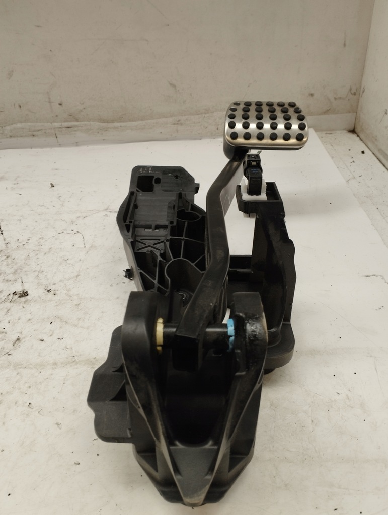фото №10, Mercedes w177 amg a35 педаль тормоза a2472902300