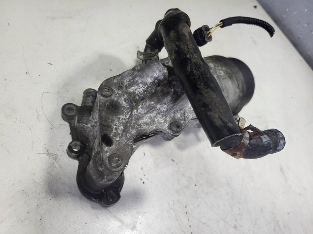 Купити Корпус фільтра оливи основа радіатор peugeot 308 t9 1.6thp 9802152780