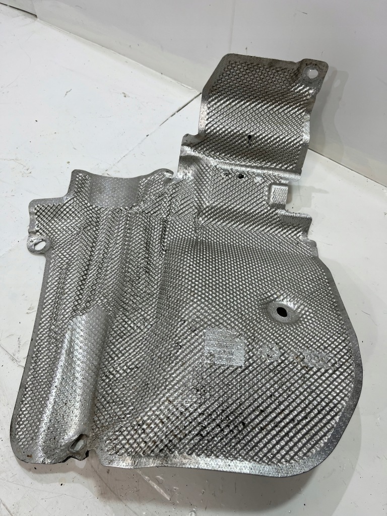 фото №1, Захист теплова audi a8 d4 4h0825725f