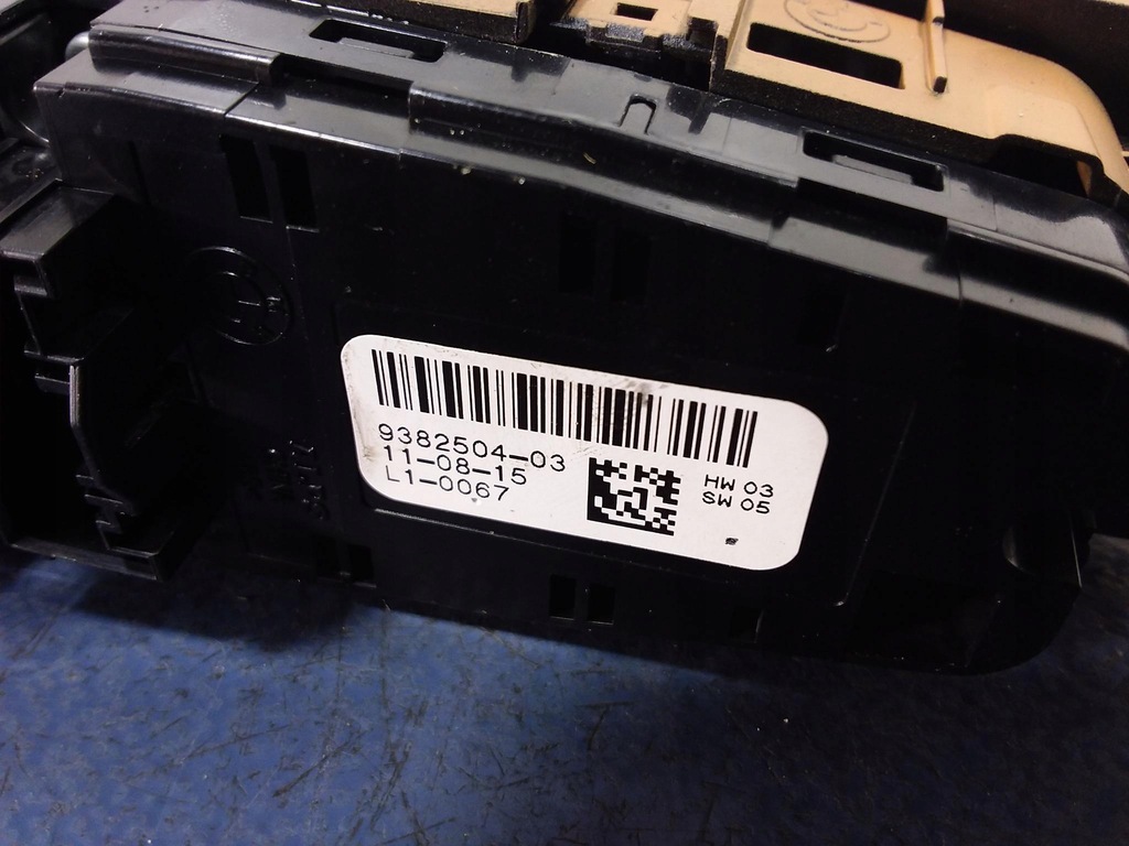 фото №8, Bmw 7 g11 g12 панель стекло шторка задняя задний 9382504