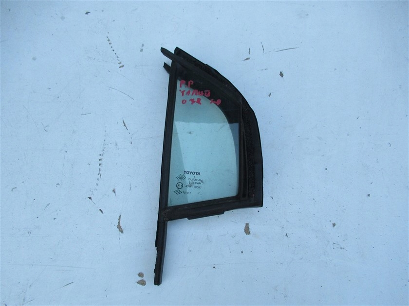 фото №1, Скло передня права двері toyota yaris ii 5 двері