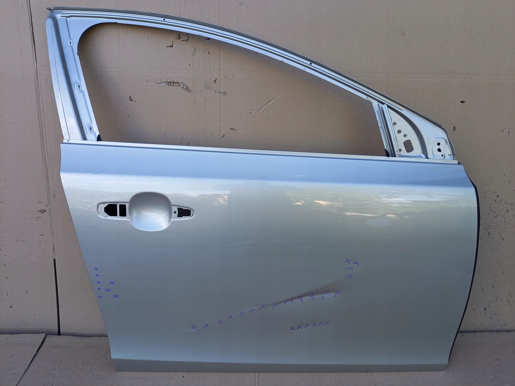 фото №1, Volvo v40 s40 двері передні праве перед