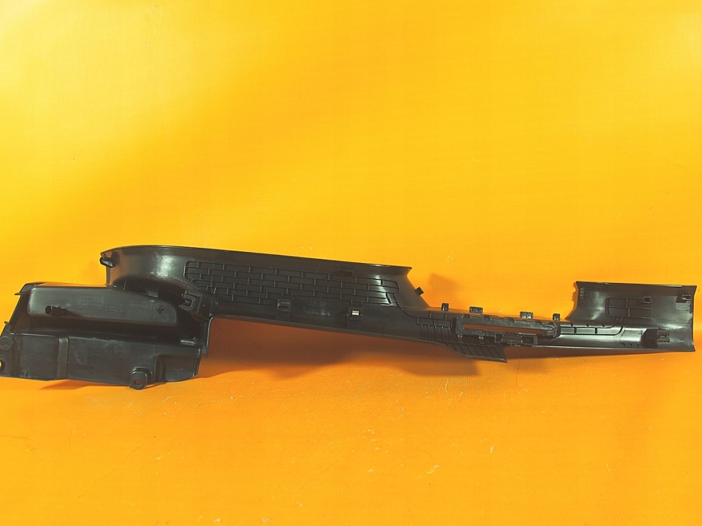 Audi q3 83a 14km обшивка стойка порог правое 83a853906 Киев