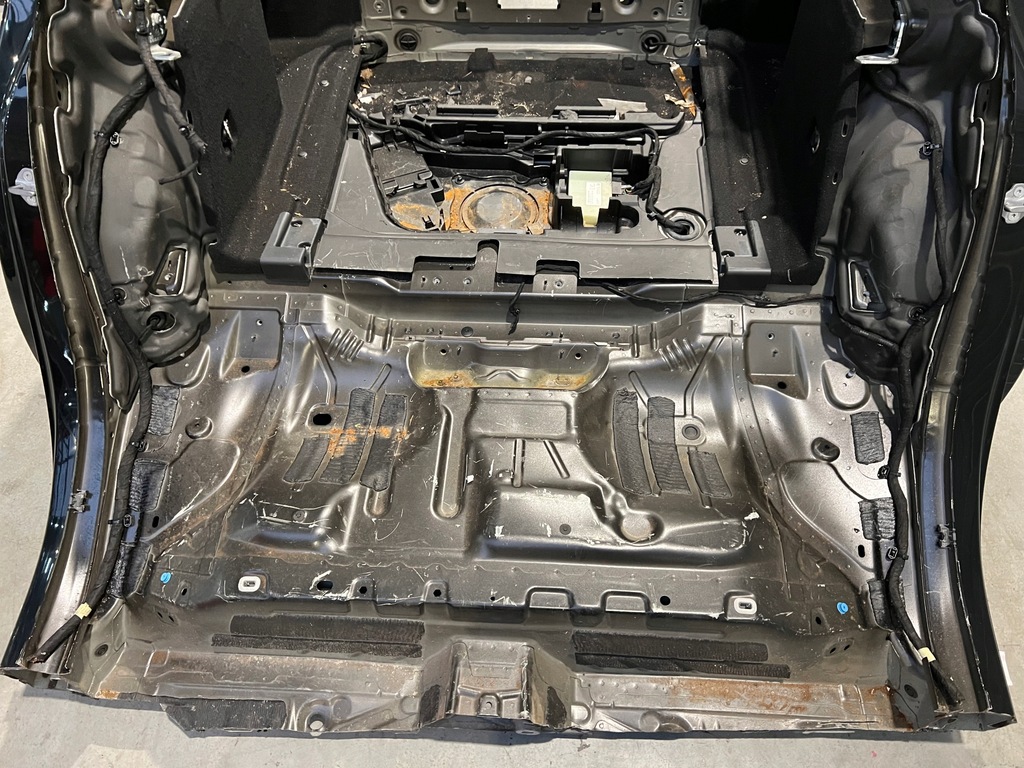 фото №10, Четверть крыло правый левый полный задняя поддон mercedes a-klasa w177