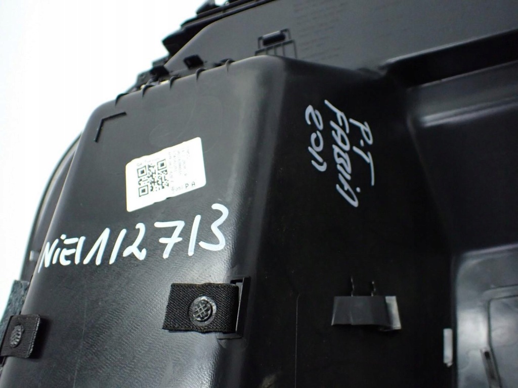 фото №7, Обшивка оббивка багажника права 6v9867428 skoda fabia iii 6v 20r