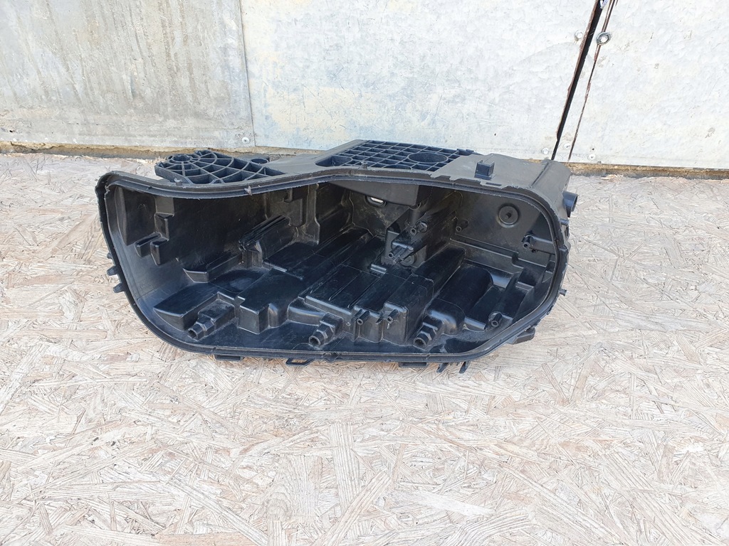 фото №1, Rolls royce spectre корпус лампи ліва перед лівий