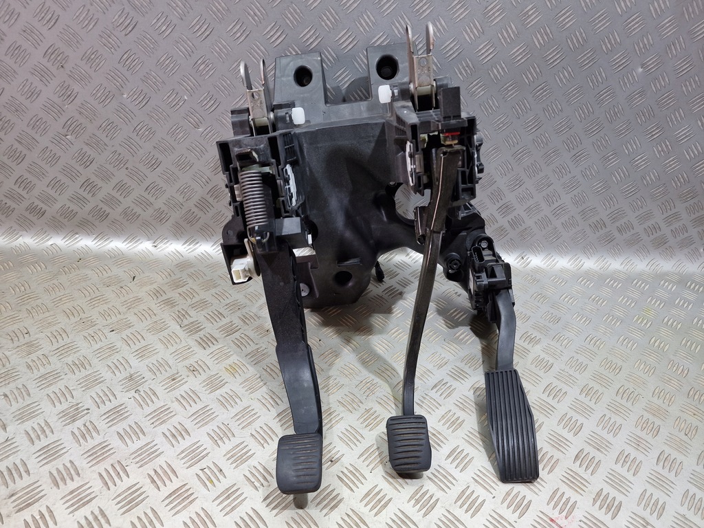 фото №1, Педаль педалі opel meriva b europa