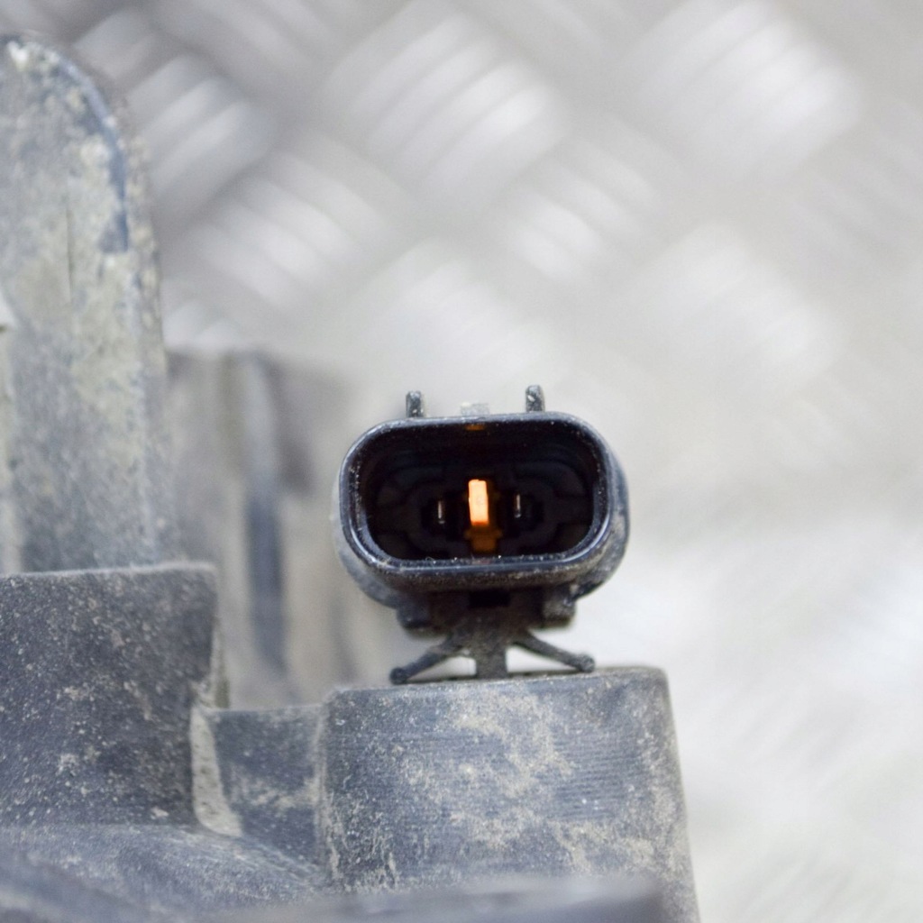 фото №8, Mitsubishi grandis 2006 защита вентилятора радиатора