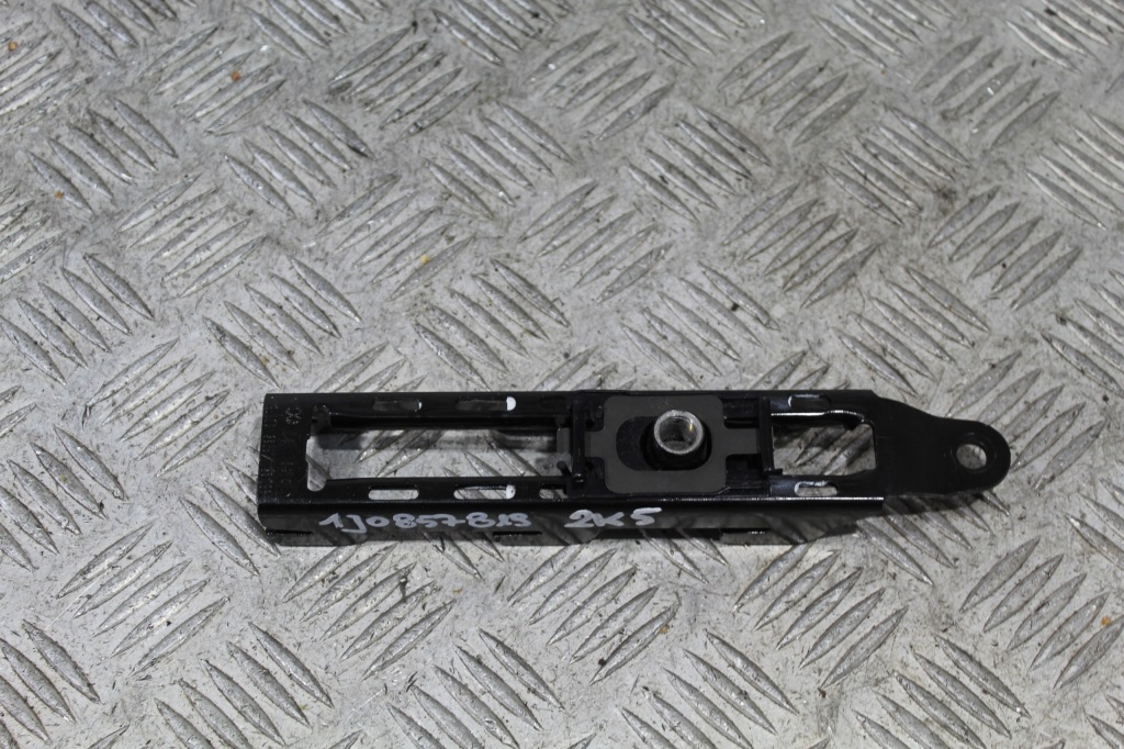 фото №1, Регулировка ремней безопасности caddy 2k0 2k5