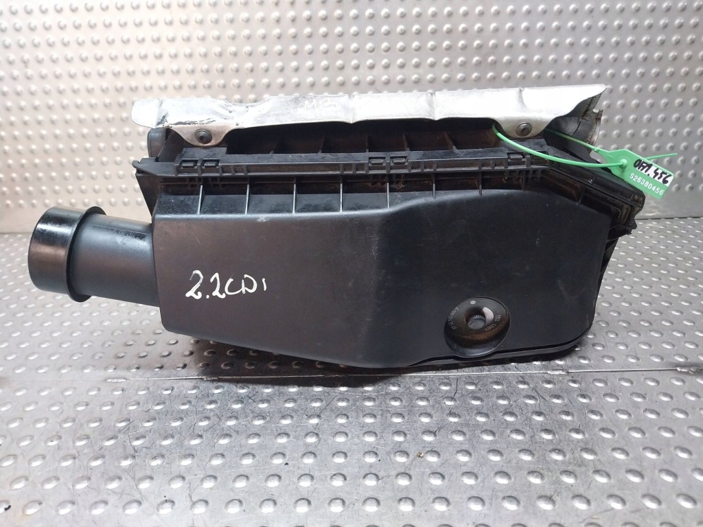 Купити Корпус фільтра повітря a6110901601 mercedes w203 ml w163 2.2cdi