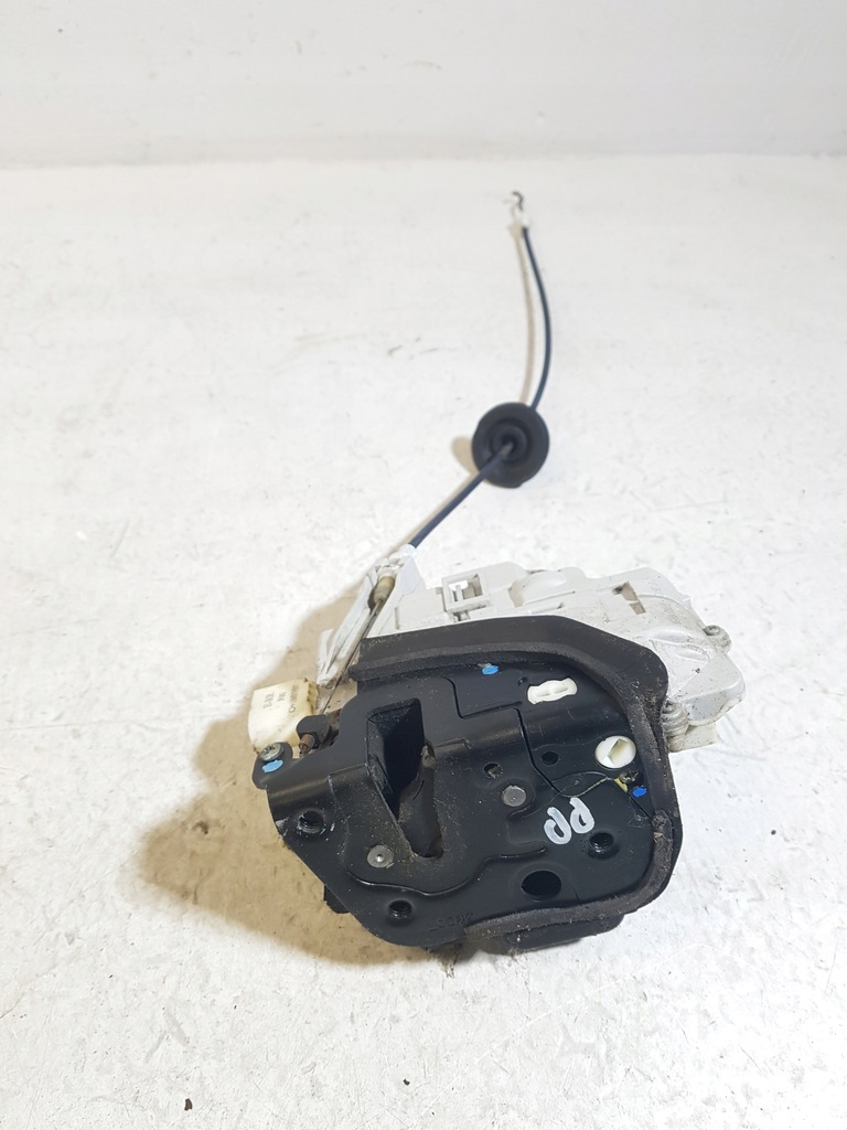 фото №1, Замок двері правий перед audi a4 b7