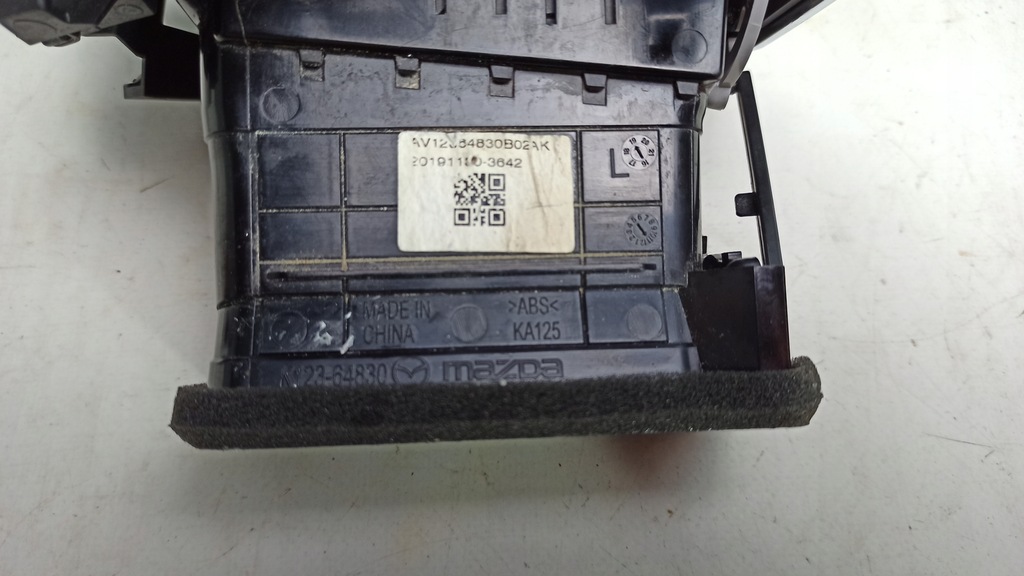 фото №10, Mazda cx5 ii 17 - решётка обдув консоли usa