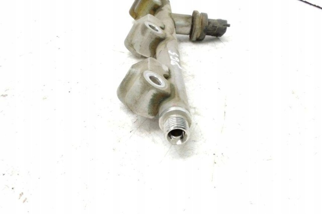 фото №9, Молдинг впрыскная suzuki sx4 s-cross jy 0261545124 1.0l бензиновый 82kw 2018